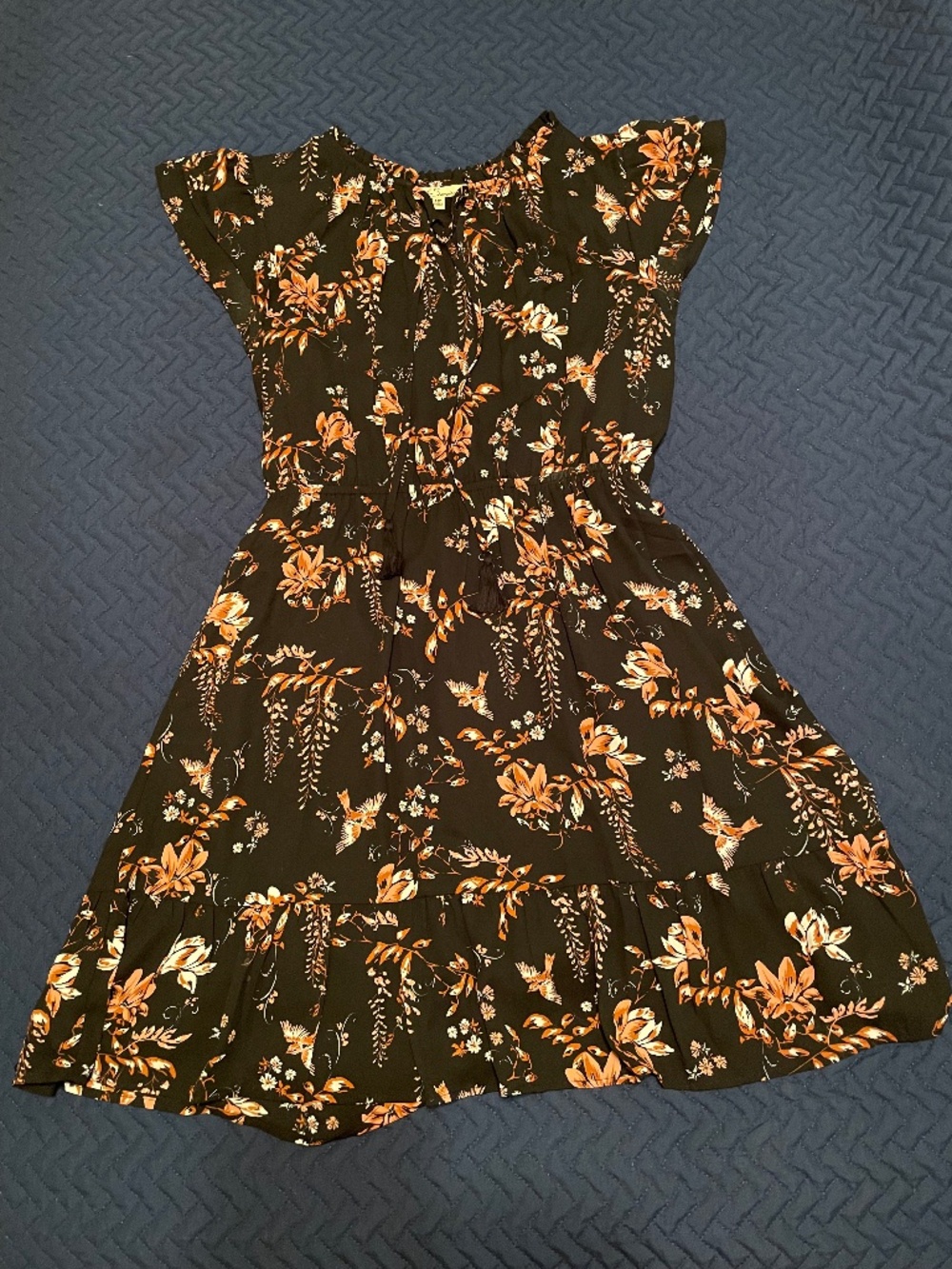 Les Serein flutter sleeve dress petite medium